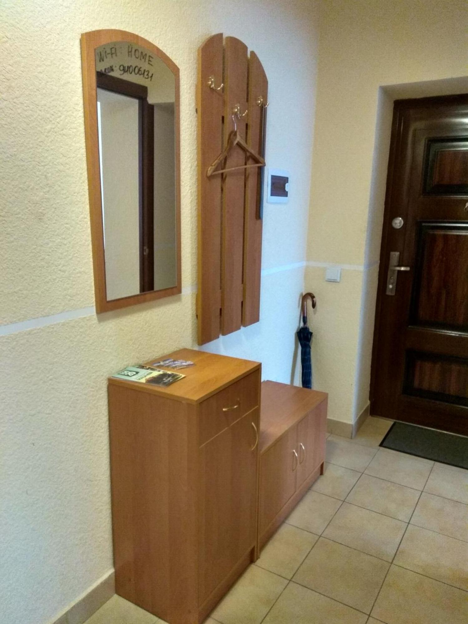Apartments Domovik On Beregovskaya 3 Μουκάτσεβο Δωμάτιο φωτογραφία