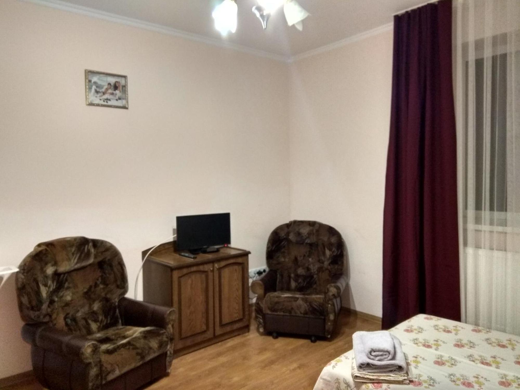 Apartments Domovik On Beregovskaya 3 Μουκάτσεβο Δωμάτιο φωτογραφία