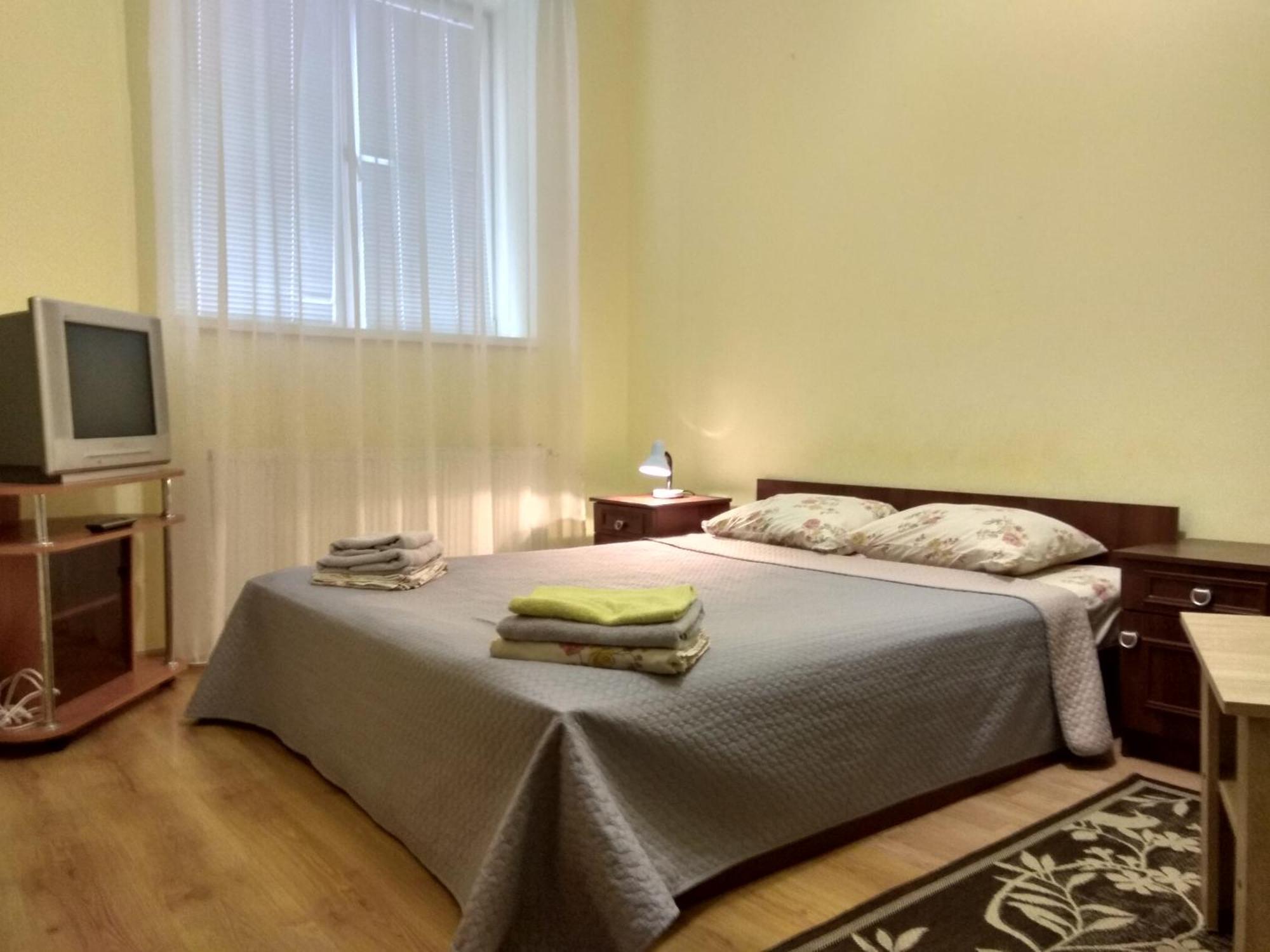 Apartments Domovik On Beregovskaya 3 Μουκάτσεβο Δωμάτιο φωτογραφία
