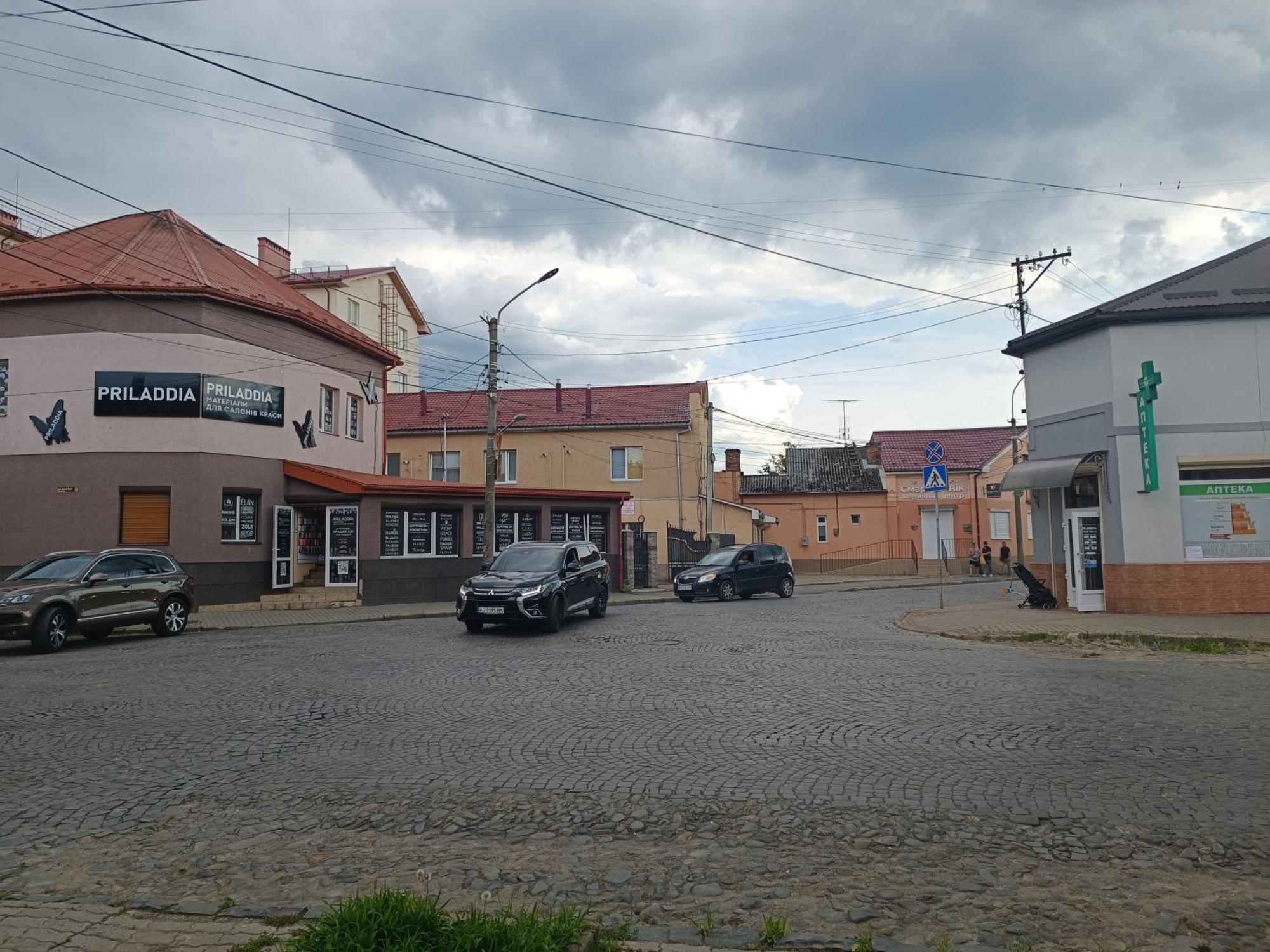 Apartments Domovik On Beregovskaya 3 Μουκάτσεβο Εξωτερικό φωτογραφία