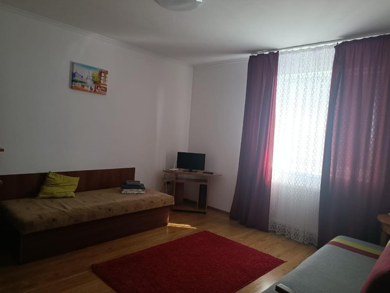 Apartments Domovik On Beregovskaya 3 Μουκάτσεβο Εξωτερικό φωτογραφία